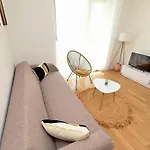 Apartman Iva *